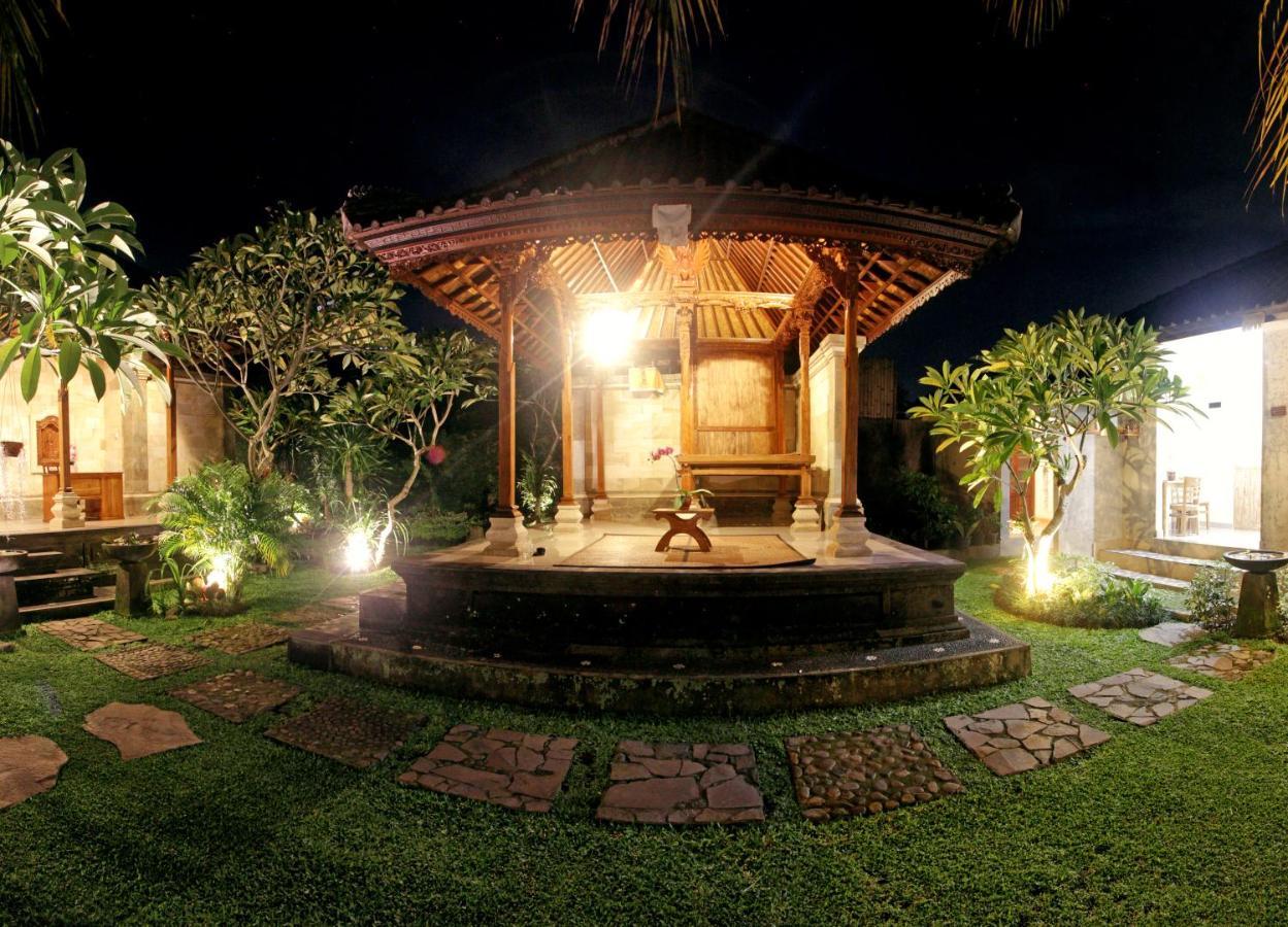 Sari House Ubud - Balinese Style Homestay Экстерьер фото