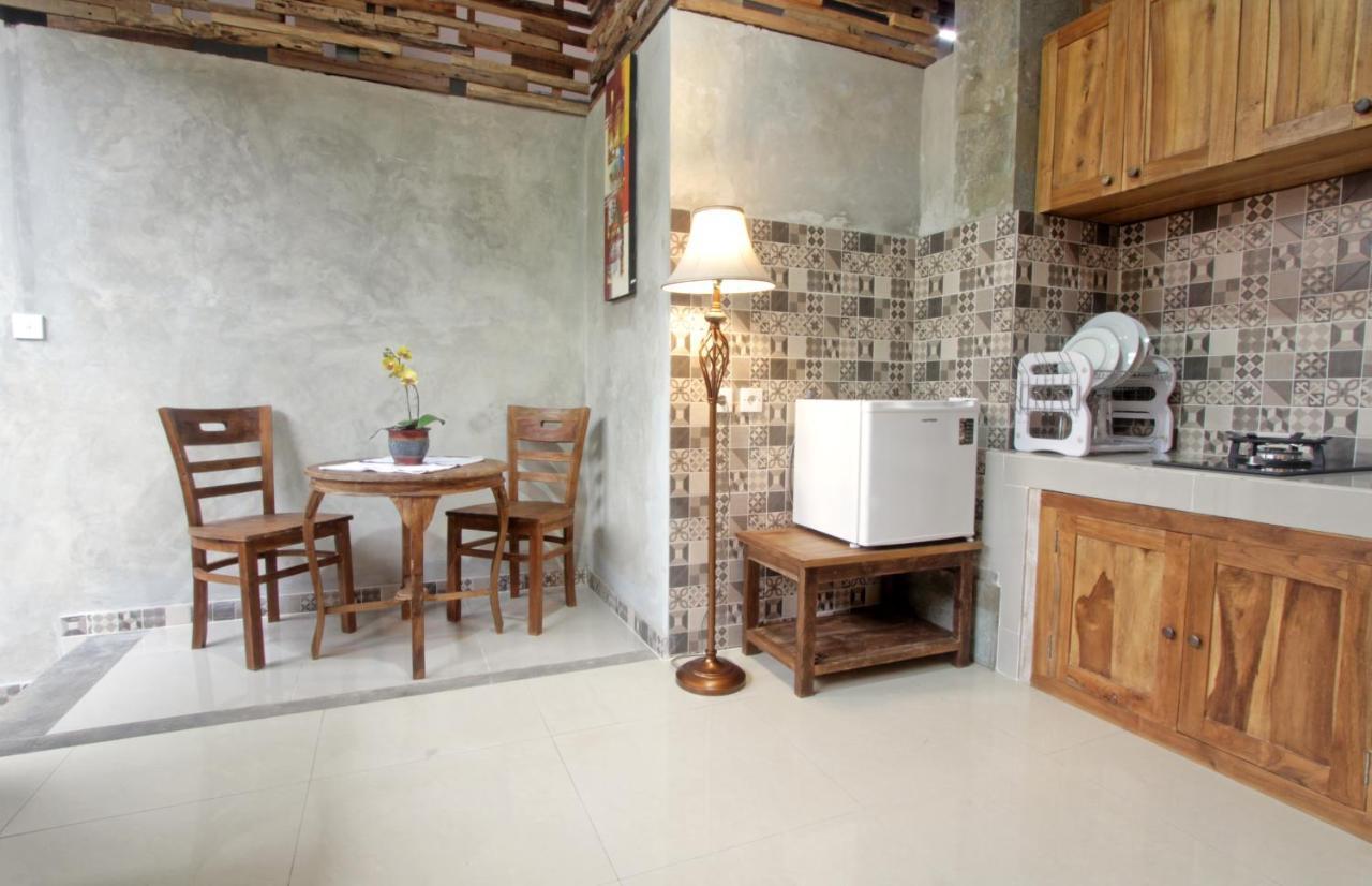 Sari House Ubud - Balinese Style Homestay Экстерьер фото