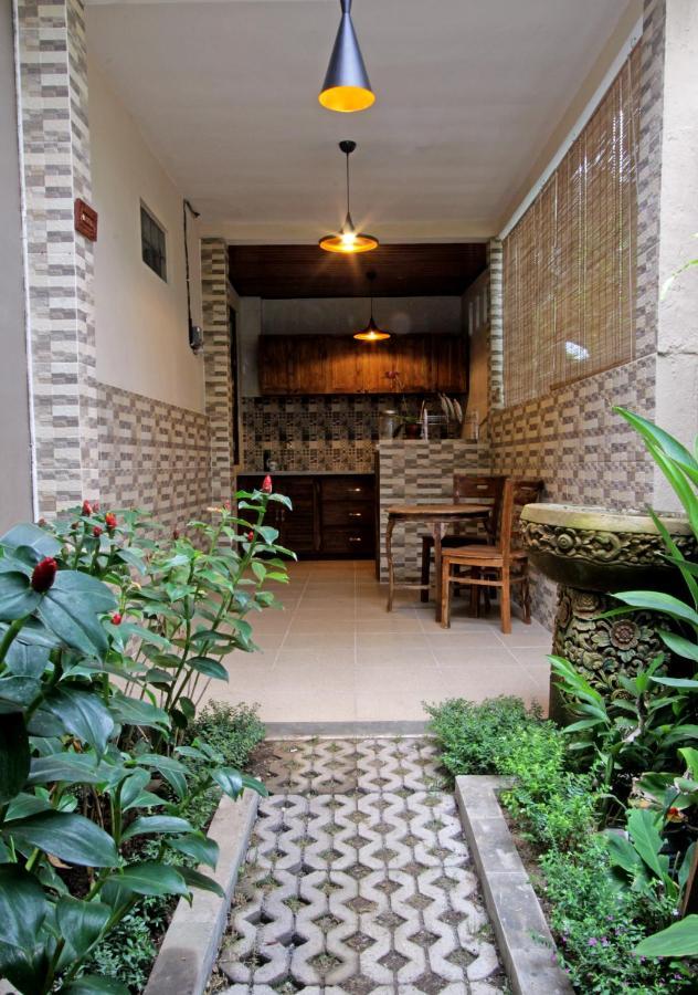 Sari House Ubud - Balinese Style Homestay Экстерьер фото